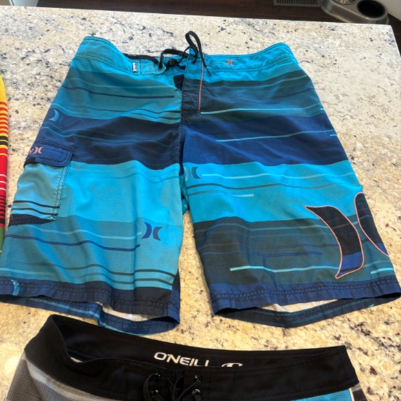 Board Shorts - Picture 5 of 7